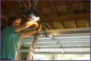 Community Garage Door Service Folcroft, PA 610-615-8358 - 6-content-door-repair